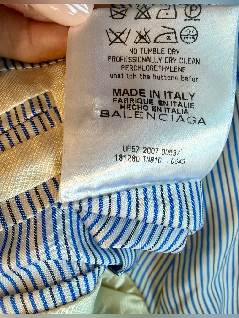 Balenciaga 2007 Runway Nicolas Ghesquière Wool Blazer, cream/purple, 38, EUC - Picture 16 of 16